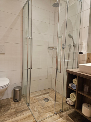 Bathroom 4, Gasthof - Restaurant Locker, Sankt Johann im Pongau