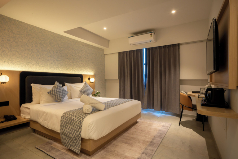 Bedroom 2, Hotel Bellevue, Gandhinagar