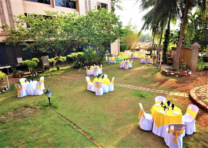 Food & Drinks 5, Konkan Crown Resort and Club, Sindhudurg