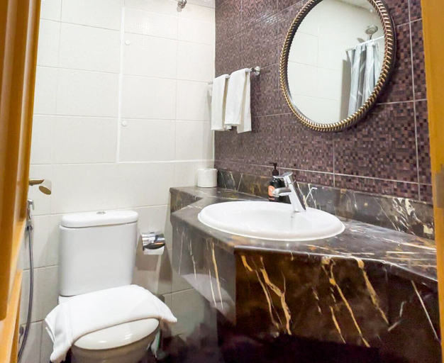 Bathroom, Easygo- Serene STU in Dubai Marina Zum, Dubai