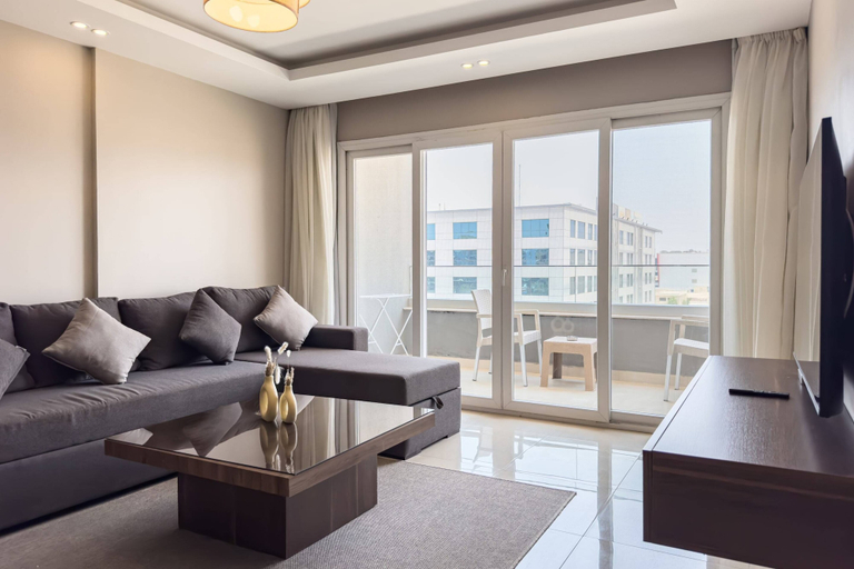 Others 5, Flattering 2bdr - 5 min to Airport, An-Nuzhah