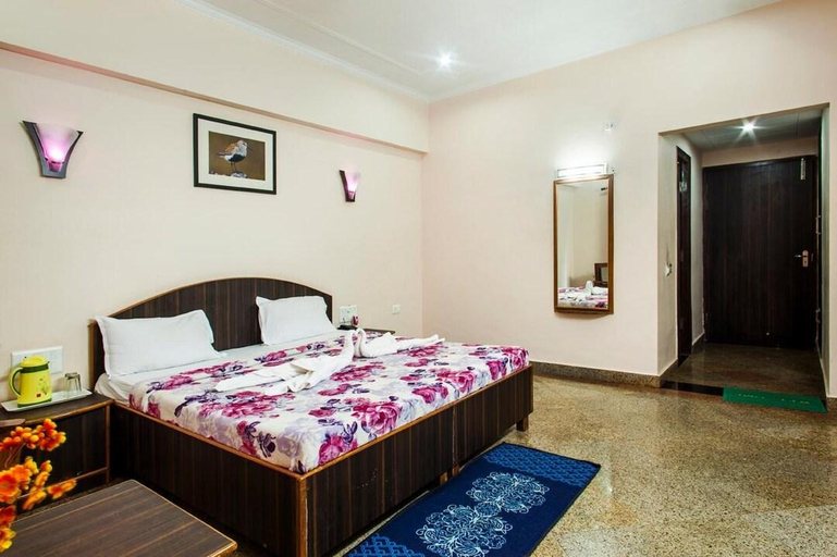 Bedroom 2, Geetanjali Hotel & Motel, Bharatpur