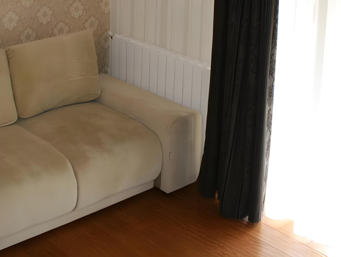Others 4, Hotel Papion, Municipiul Bucuresti