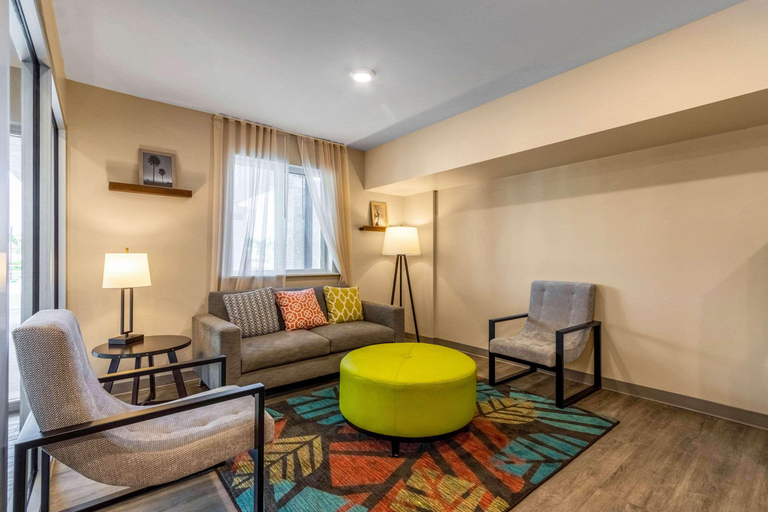 Public Area, WoodSpring Suites Miramar, Broward