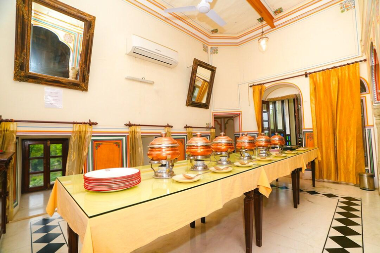 Others 3, Patan Mahal, Sikar