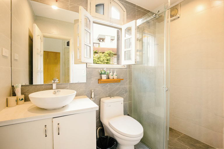 Bathroom 4, Eden Westlake Hotel, Tây Hồ