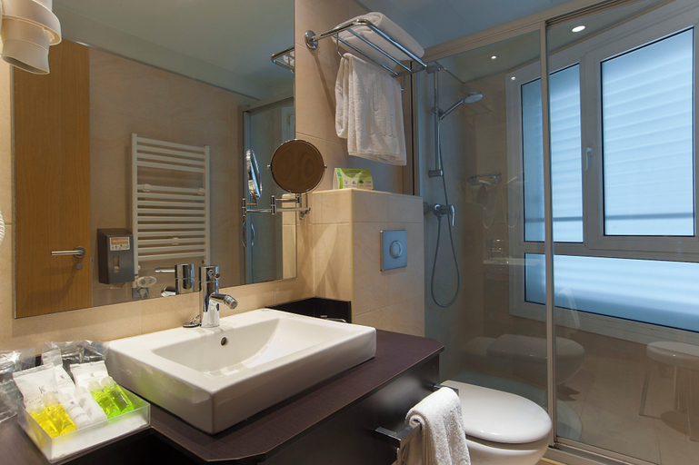 Bathroom 4, Sercotel Codina, Guipúzcoa