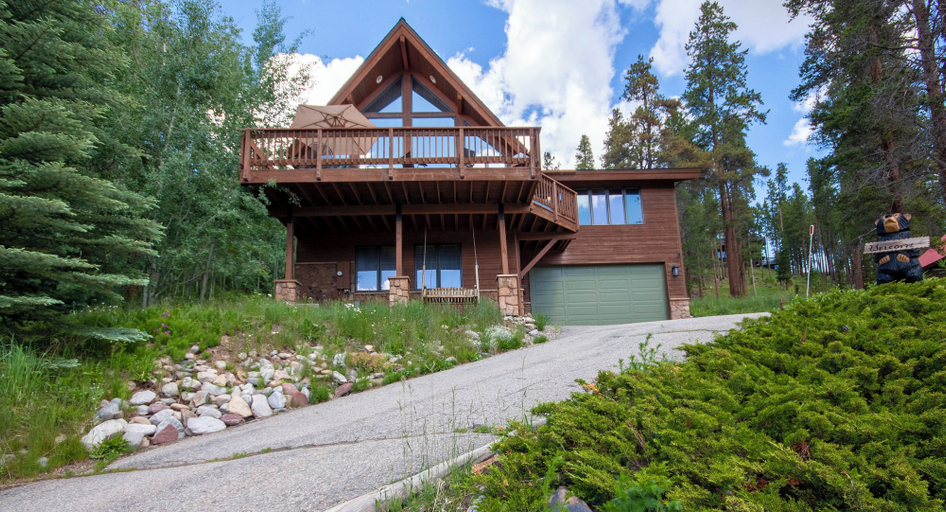 Exterior & Views 2, Moose Crossing, Summit