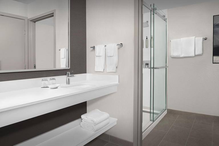 Bathroom 7