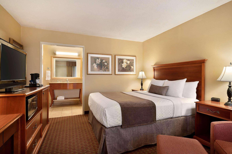 Bedroom 4, Days Inn By Wyndham Culpeper, Culpeper
