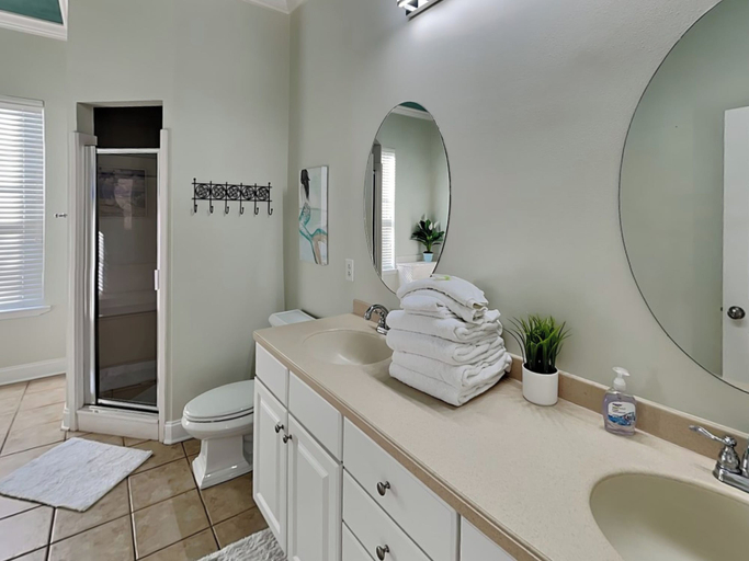 Bathroom 4, Paradise Escape by Southern Vacation Rentals, Okaloosa