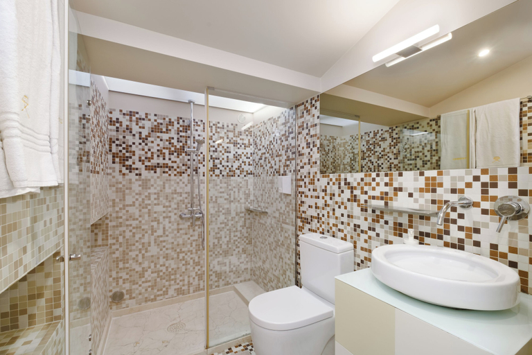 Bathroom 4, YOUROPO - ExtendALL, Porto