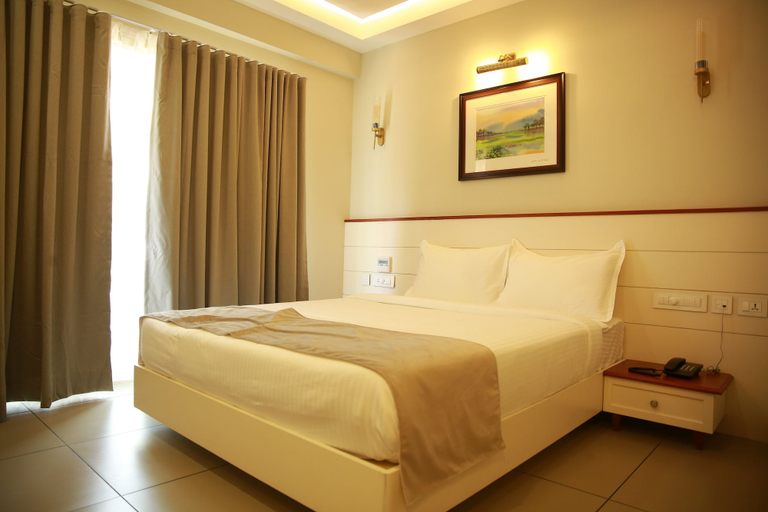 Bedroom 3, HOTEL PEARL MAHE, Kozhikode