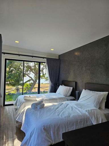 Bedroom 2, The Red Beach, Laem Ngop