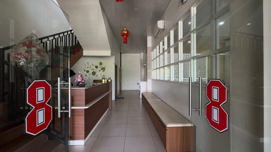 Others 2, Hotel YY 88, Palu