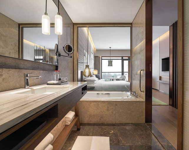 Bathroom 4, Hyatt Regency Beijing Shiyuan, Beijing