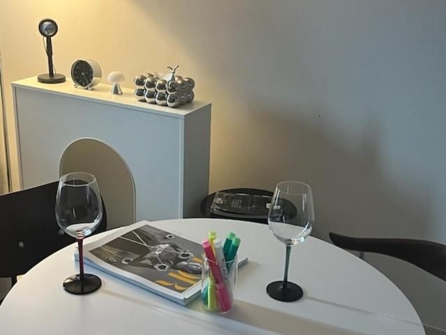 Food & Drinks, Feel at Home Dongseongno Star BnB, Buk