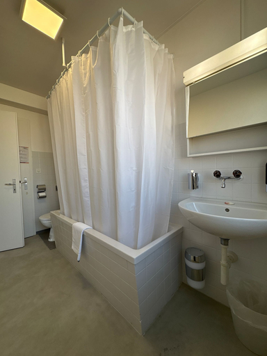 Bathroom 4