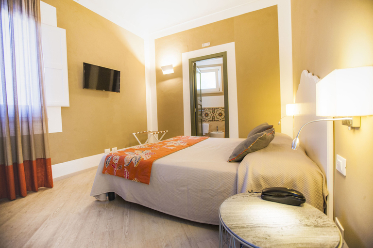 Bedroom 3, Aegusa, Trapani