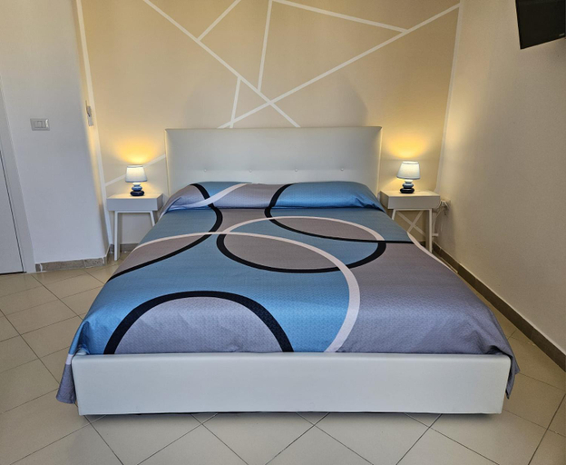 Others 4, Sun & Sea Apartment, Bari