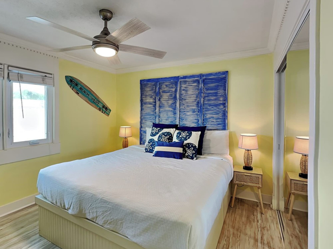 Bedroom 2, Sunset by Resort Collection, Bay