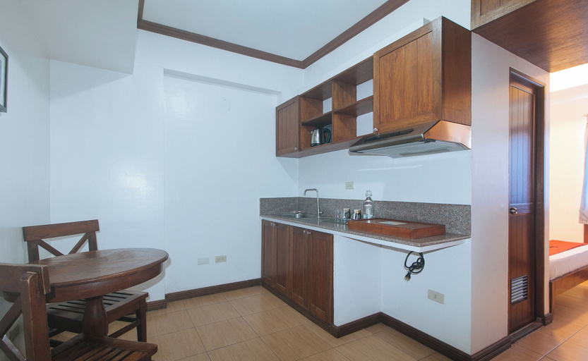 Dining Room 11