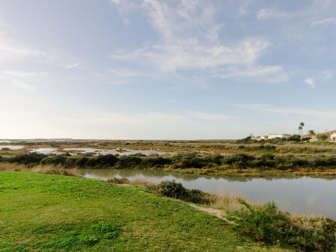 Room 3, Apartaclub 14116 in Chiclana, Cádiz