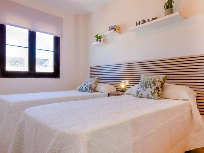 Room 5, Coto de Sancti Petri 9, Cádiz