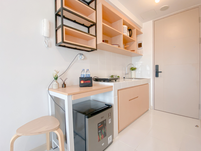 Others 4, Cozy and Enjoy Studio at Tokyo Riverside PIK 2 Apartment By Travelio, Tangerang