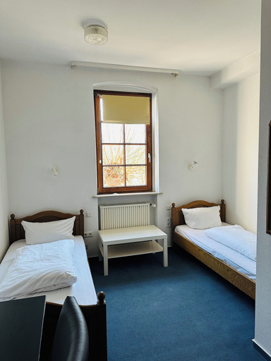 Bedroom 2, Badischer Hof Hotel, Mannheim