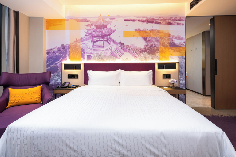 Bedroom 2, Hampton by Hilton Hangzhou West Lake, Hangzhou