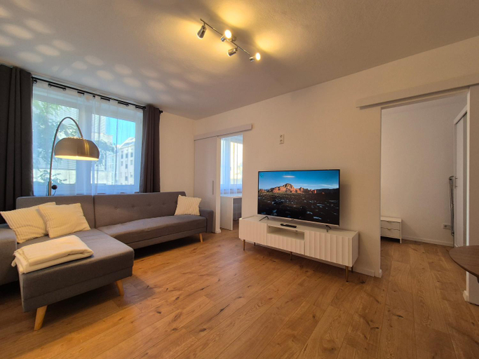 Others 2, Modern City Apartment 1, München