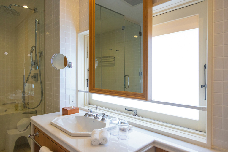 Bathroom 5, The Fujiya Hotel, Hakone