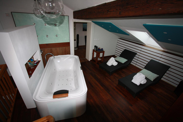 Bathroom 5, Elements Hotel, Regensburg