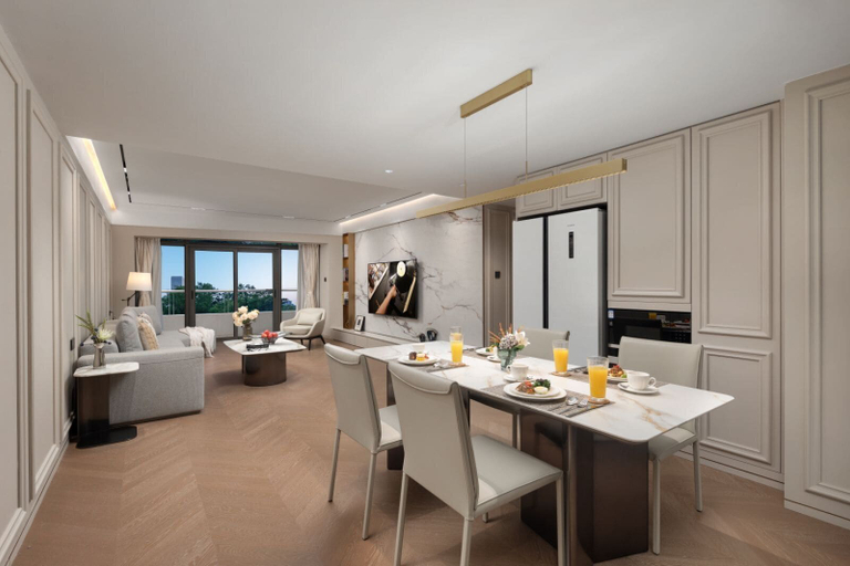 Dining Room 13