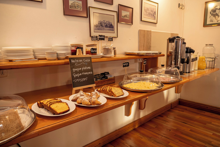 Food & Drinks 4, Hotel Plaza, Magallanes