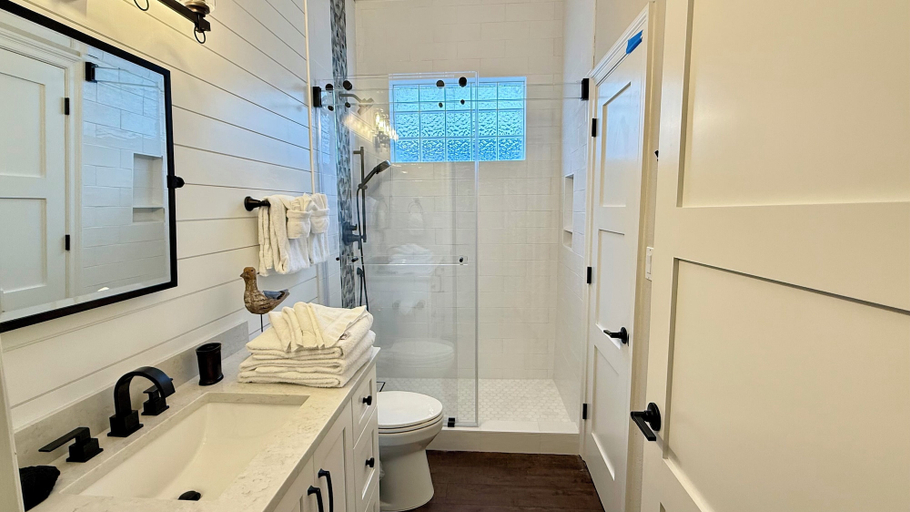Bathroom 3, Das Beach Haus, Okaloosa