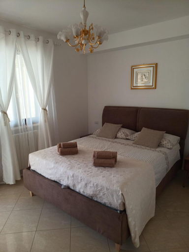 Others 4, B&B Galateo, Lecce
