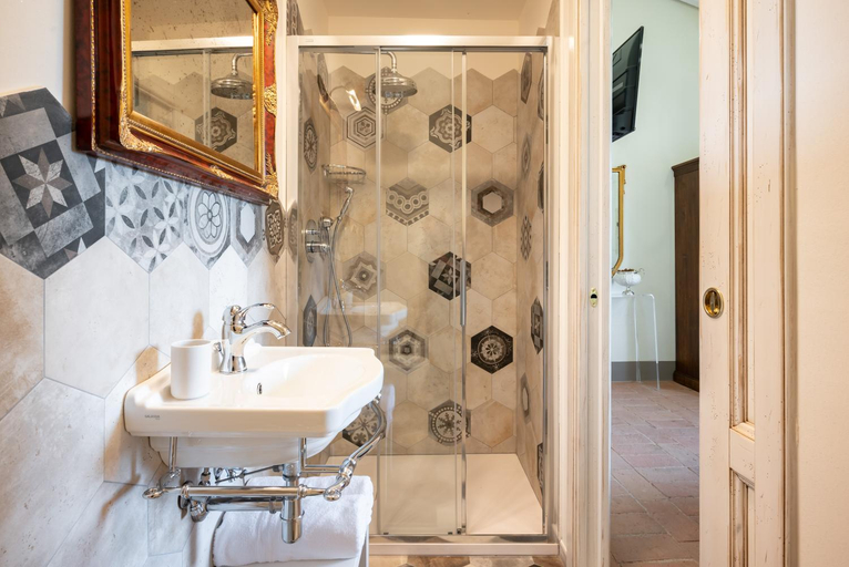 Bathroom 6