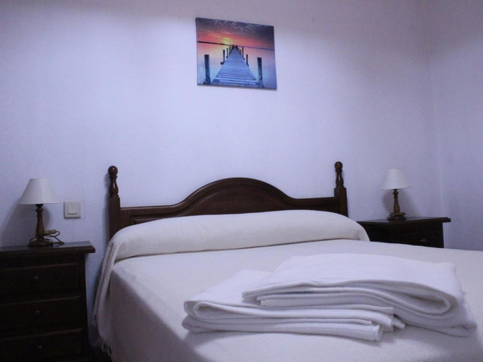 Room 3, Balconera 2 16607 in Chiclana, Cádiz