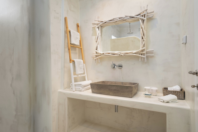 Bathroom 5, Finikas Hotel, South Aegean