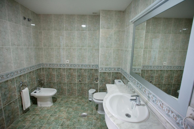 Bathroom 4, Coral Compostela Beach Golf, Santa Cruz de Tenerife