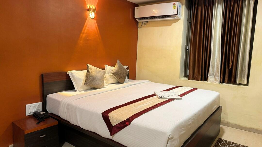 Bedroom 2, Hotel Green Field, Cuttack