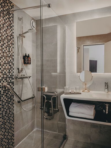 Bathroom 3, Hôtel Belloy, Paris