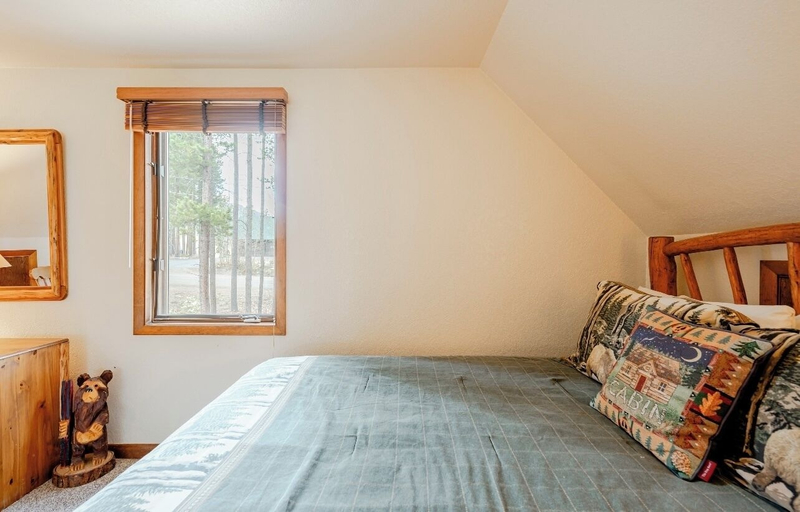 Bedroom 4, Haus Crisler, Summit