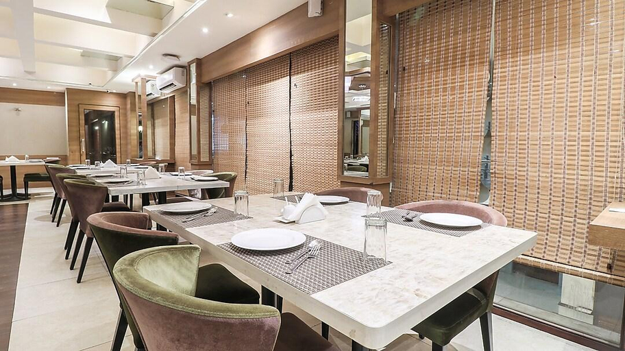 Others 4, VIPS CLUB, Raipur