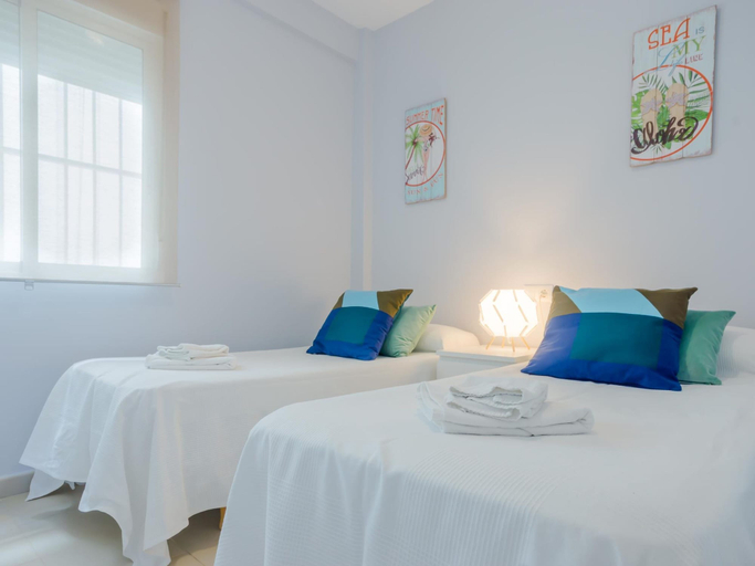 Room 5, Sea Views Rota 24397, Cádiz