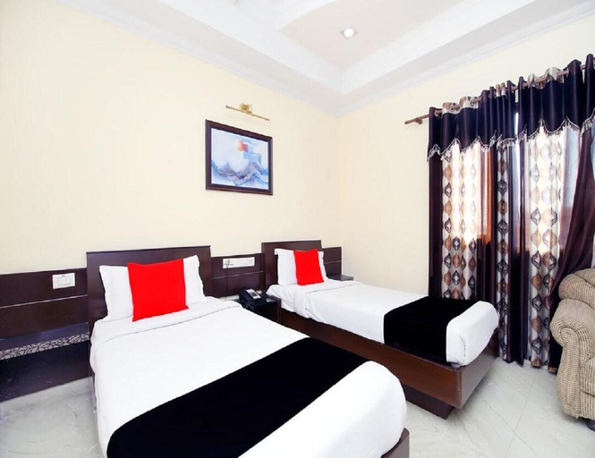 Bedroom 2, Hotel Punnu International, Amritsar