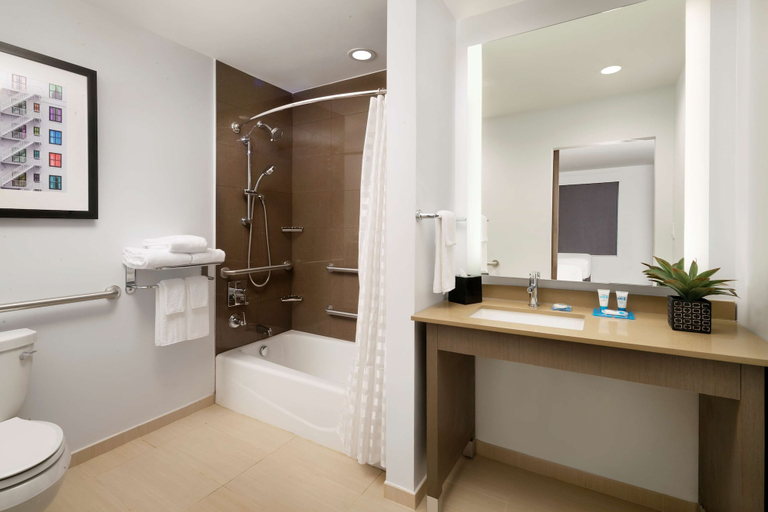 Bathroom 4, Hyatt House Dallas/Frisco, Collin