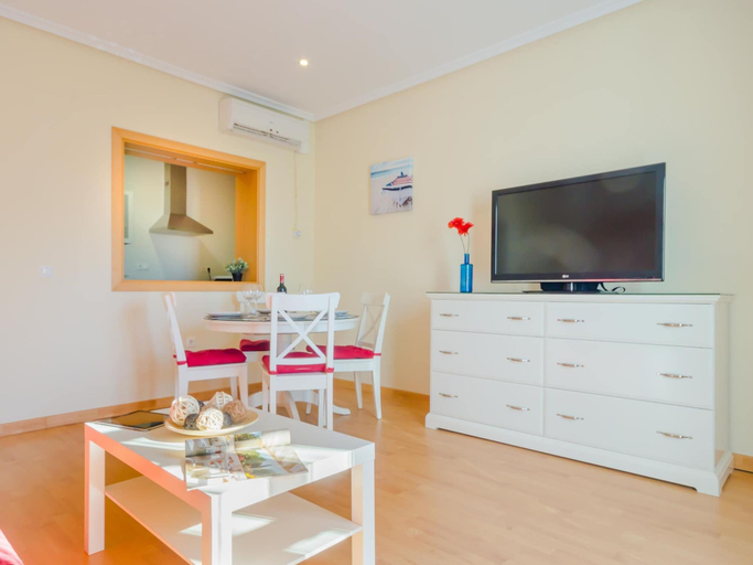 Room 5, Ribera F 13580 in El Puerto de Santa Mar a, Cádiz